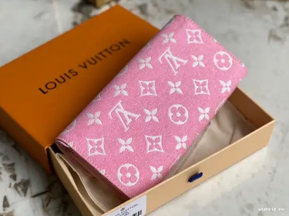 WIS SARAH Vuitton Louis WALLET 0324